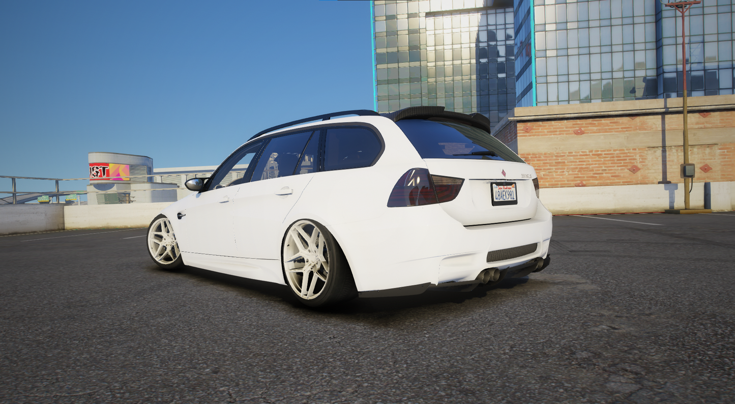 Ubermacht Sentinel Tourer